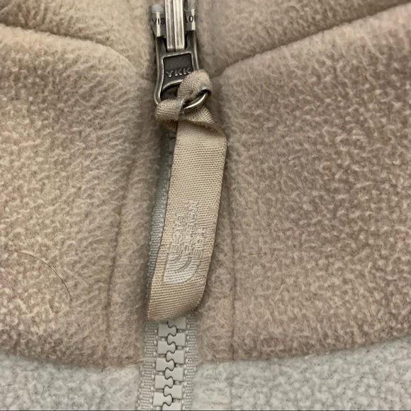 The North Face Tan / Beige Full Zip Sweater - Picture 3 of 8